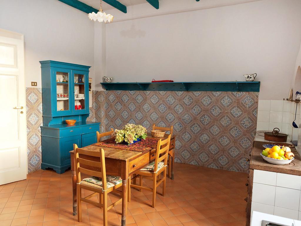 Couette-café Taormina B&B 4*